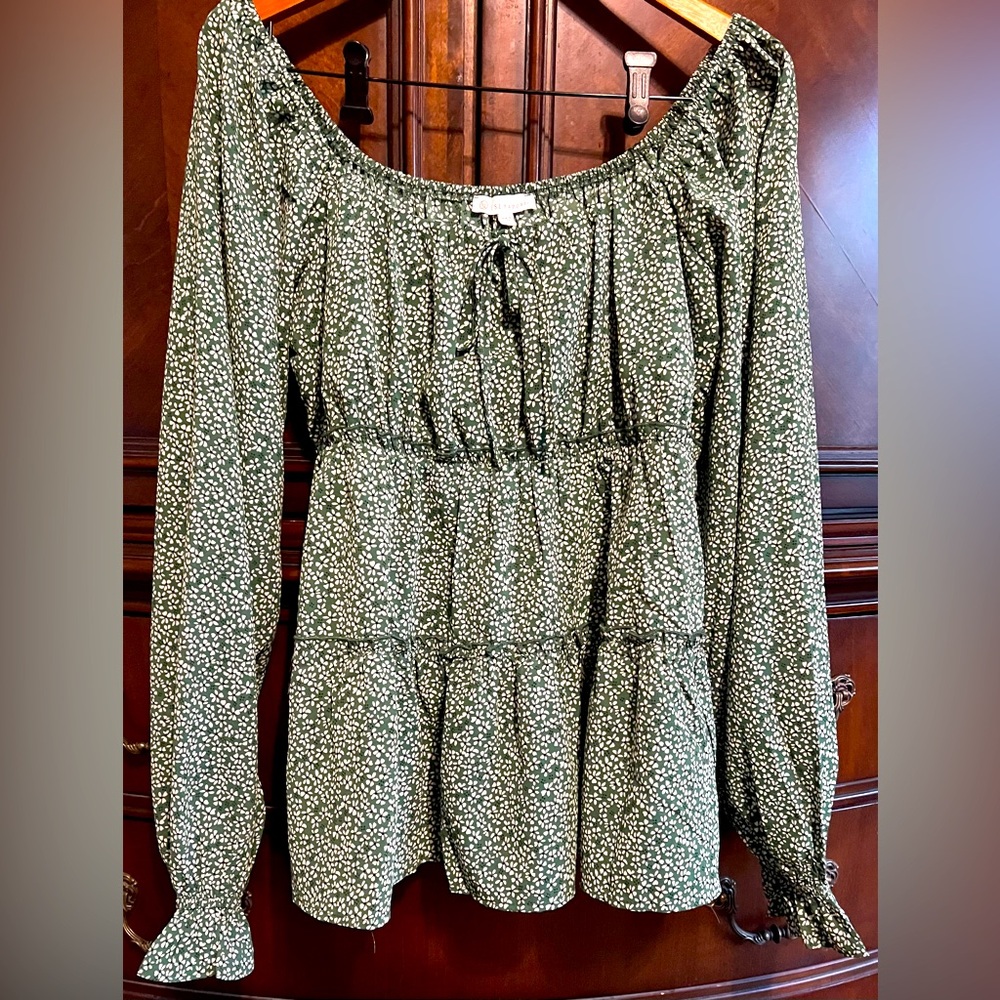 SL Apparel Tiered Top